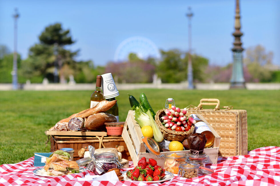 Tendance estivale dans le green – Pique-nique et panier repas. - Alotel