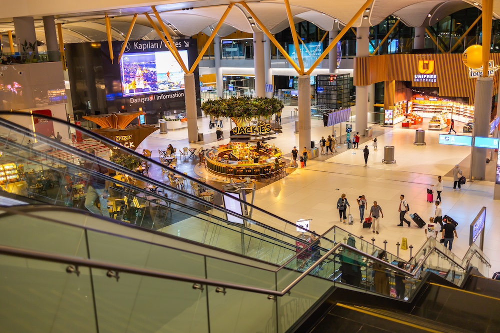Classement 2025 des meilleurs et les pires aéroports d’Europe selon les voyageurs !